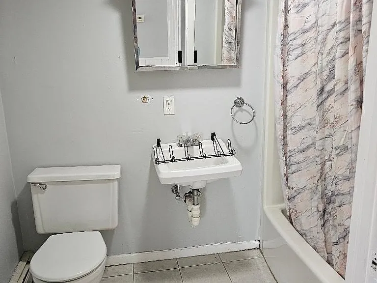 132 5th St #2 — Photo 9