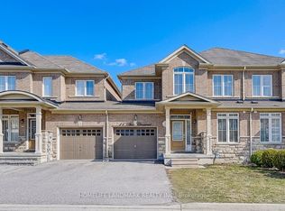 11 Chao Cres, Richmond Hill, ON L4E 0P4