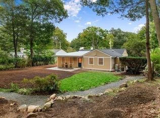 96 Old Essex Rd, Manchester, MA 01944