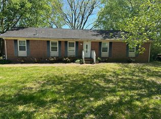 3007 Westwood Dr, Columbia, TN 38401