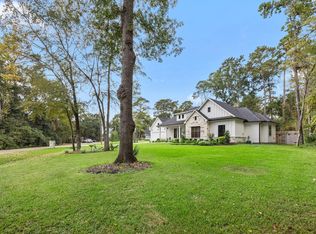 15113 Paradise Ct, Willis, TX 77318