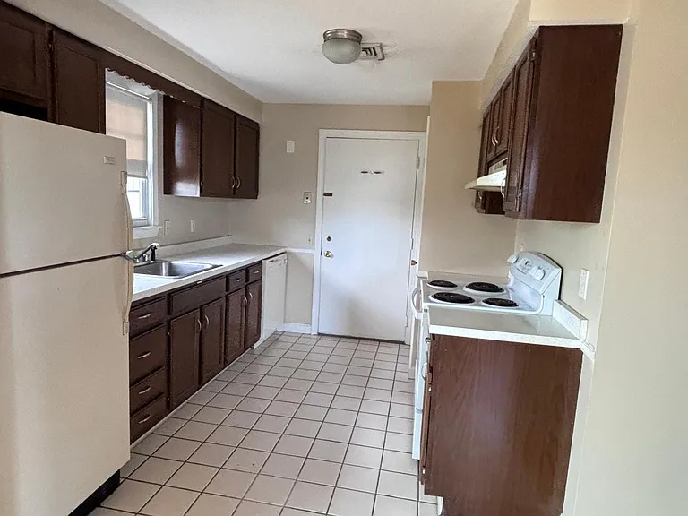 2920 Pawtucket Ave #2916C — Photo 6
