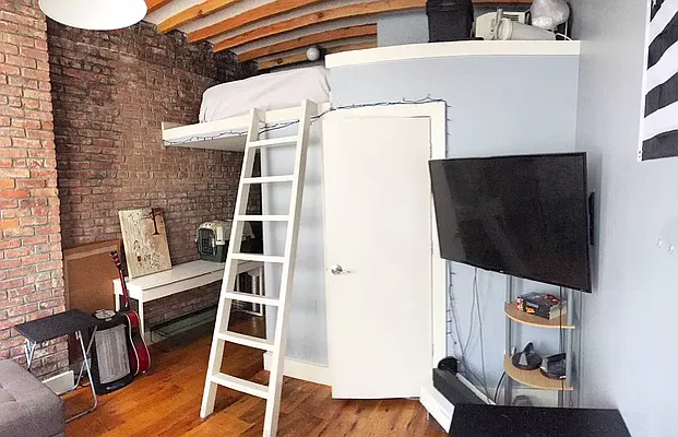 Rented by Flight of Fancy Realty Group | media 17