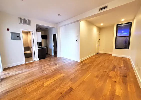 Rented by Urban Pads | media 4