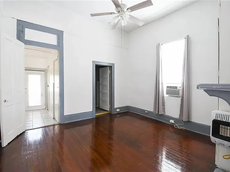 1800 Dante Street - - — Photo 3