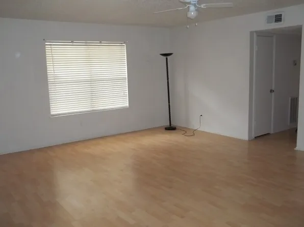 3535 Nasa Pkwy APT 55, Seabrook, TX 77586
