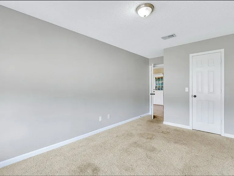 772 Melissa Dr — Photo 12