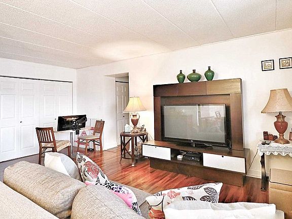 4th image of 92-29 Queens Blvd #5D