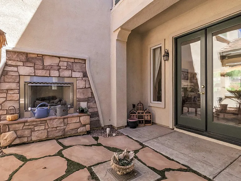 1455 Foothills Village Dr — Photo 9