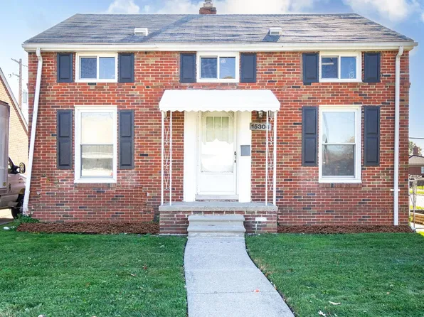 15304 Sprenger Ave, Eastpointe, MI 48021