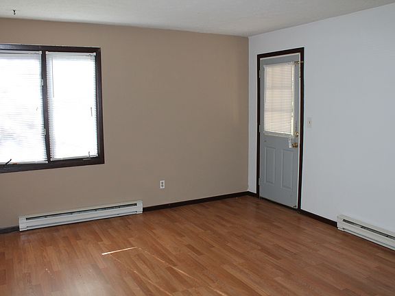 2nd image of 4609 Trevor Cir APT 1