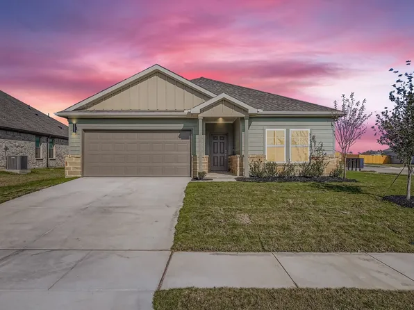 1001 Verde Creek Ct, Crowley, TX 76036