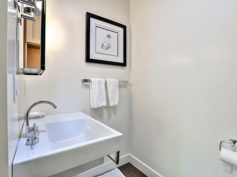 guest suite vanity