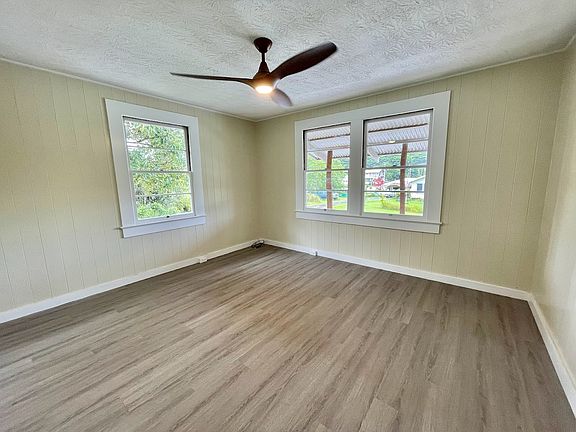 5th image of 347 Ainako Ave #A