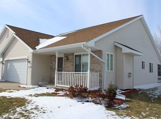 2823 Capricorn Dr, Green Bay, WI 54311