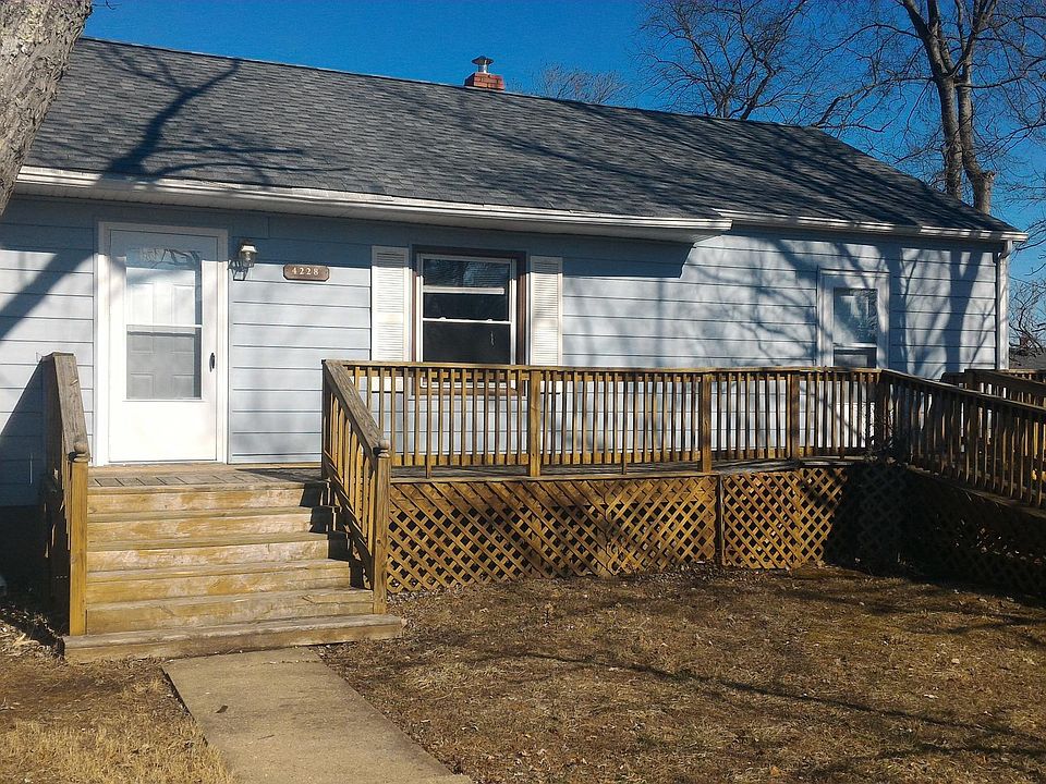 House for Rent on Quiet Street in Maguire Manor (Richmond)