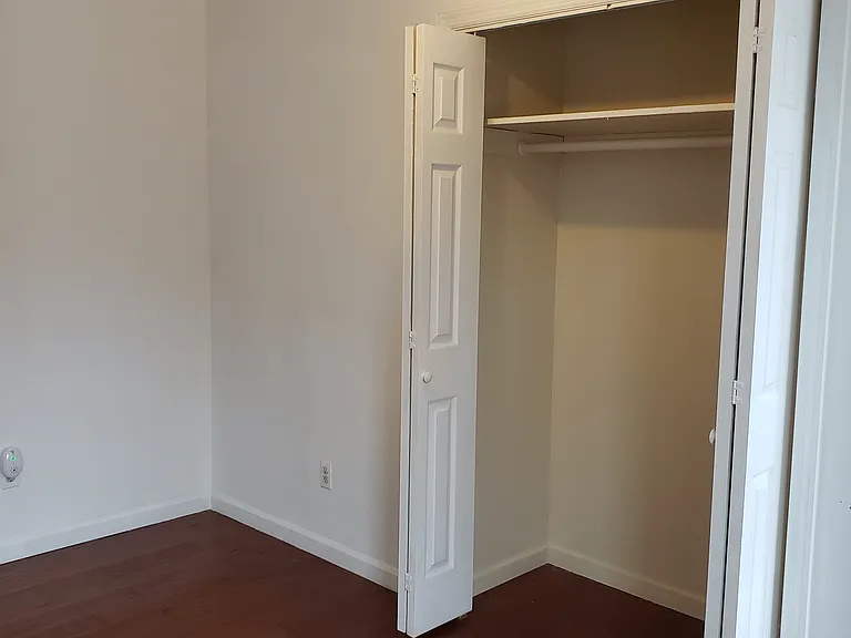 692 5th Ave #2 — Photo 7