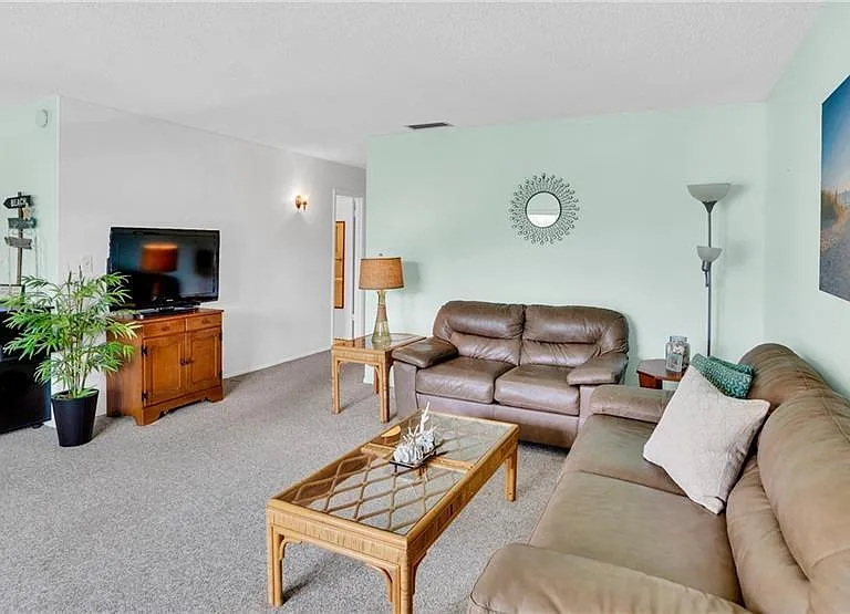 6 Vista Palm Ln #202 — Photo 3