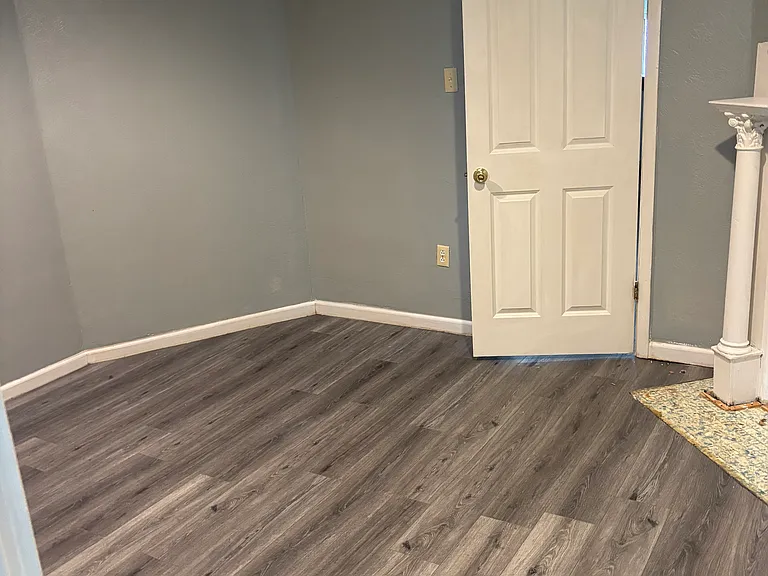 559 Merchant St #4 — Photo 3
