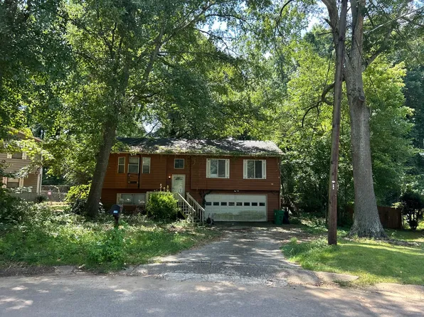 5472 Zachary Dr, Stone Mountain, GA 30083