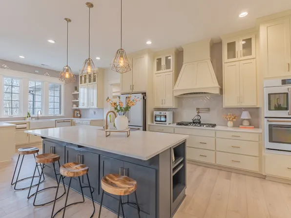 868 Dripping Springs Rd, Winchester, TN 37398