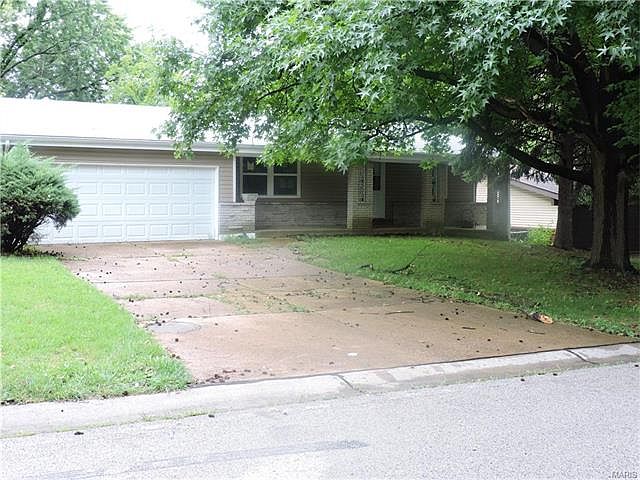1st image of 11068 Linnell Dr