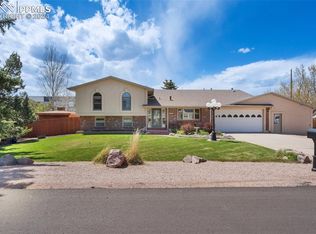 6730 Prince Dr, Colorado Springs, CO 80918