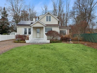 914 Parkway Street, Riverhead, NY, 11901