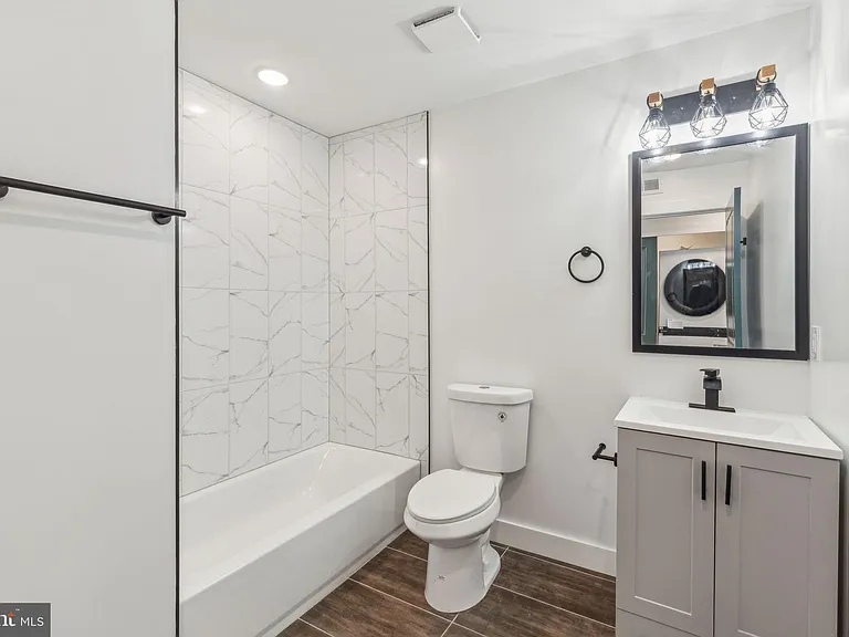 415 W York St #2 — Photo 9
