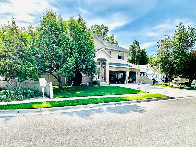 5303 S Penguin Cir — Photo 2