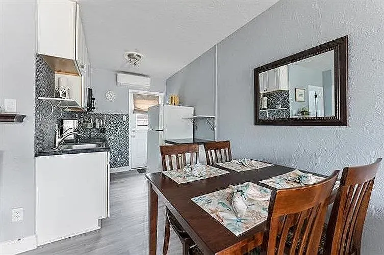 301 E Lavender Rd #B — Photo 12