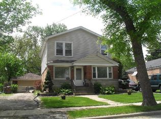 5823 Burr Oak Ave, Berkeley, IL 60163