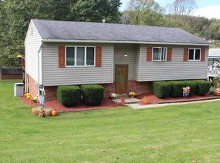 1530 Scenery Dr, Elizabeth, PA 15037
