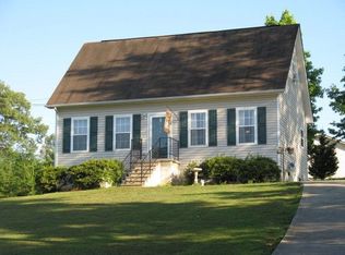 52 E Plantation St, Chatsworth, GA 30705