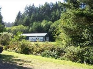 660 Hilltop Dr, Lakeside, OR