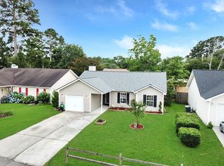 111 Cambridge Rd, Summerville, SC 29486