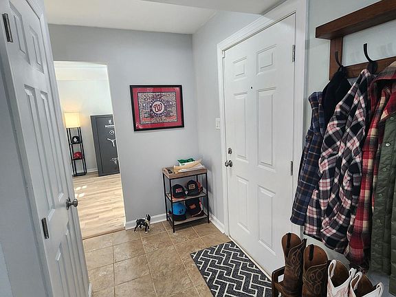 3rd image of 5623 Saint Charles Dr
