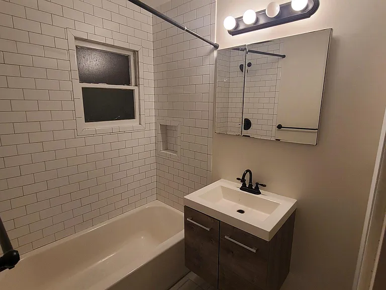 22 Mearns Ave #4 — Photo 3