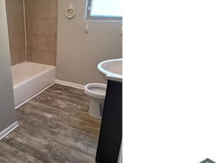 1620 E 93rd St, Chicago, IL