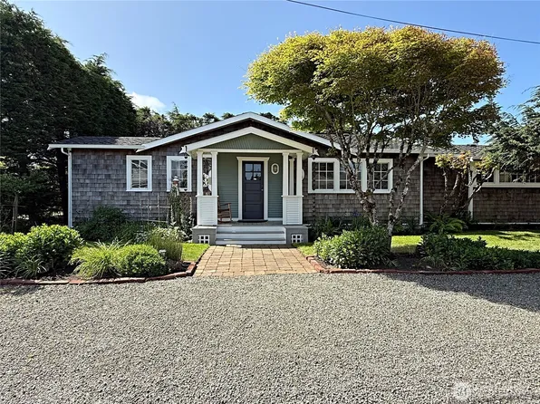 115 15th Street SW, Long Beach, WA 98631