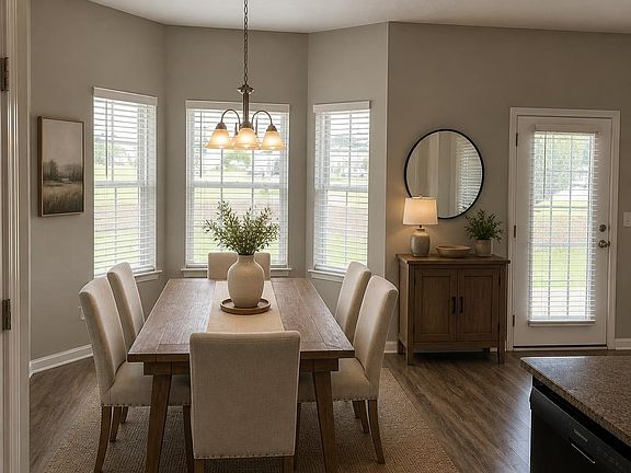 4th image of 56 Palmetto Green Dr.