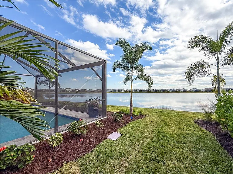 3263 Alba Cir — Photo 43