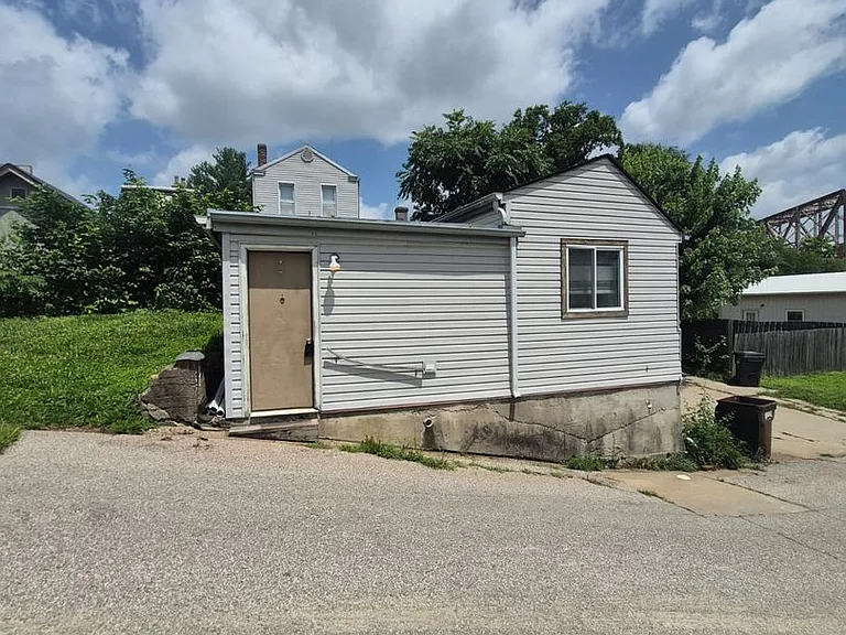 23 Ash St — Photo 9