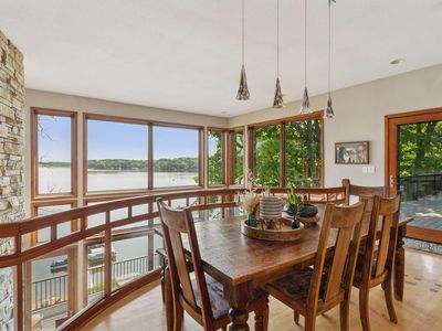 3850 Lone Cedar Cir, Chaska, MN, 55318