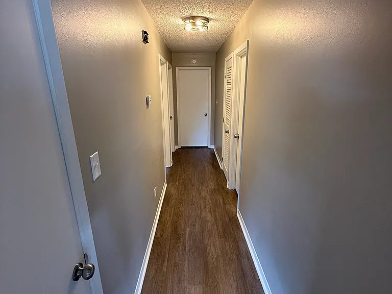 2906 Tyndall Dr — Photo 7