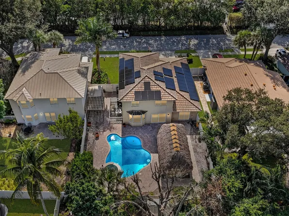 4045 NW 1st Street, Delray Beach, FL 33445