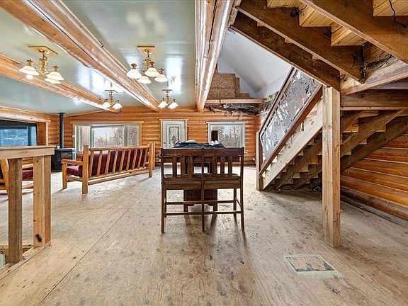 5th image of 653 Love Rd