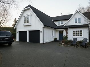 10187 Williams Rd, Chilliwack, BC V2P5H3