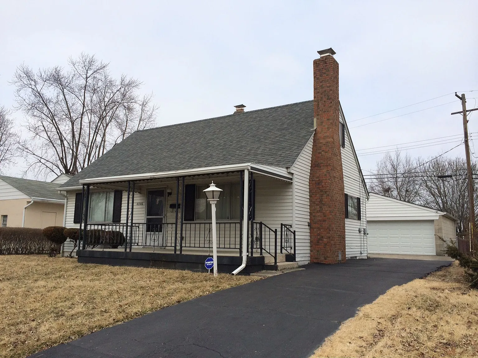 4046 Sexton Dr photo 1