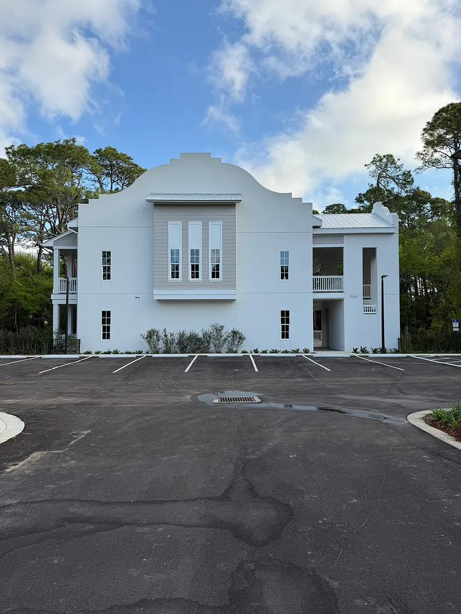 Building Photo - 12060 Emerald Coast Pkwy W
